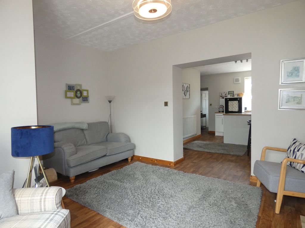 Lounge- click for photo gallery